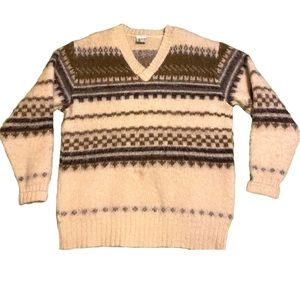 Vintage Pure Wool V-Neck Sweater Made in Iceland by IceSheep - Size Large